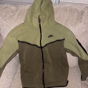 Nike Tech Hoodie